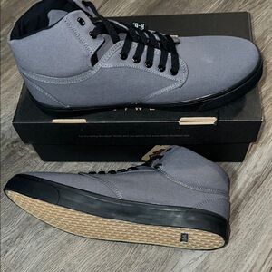 Gray High-Top Men's Sneakers Harley Davidson new Sz 12